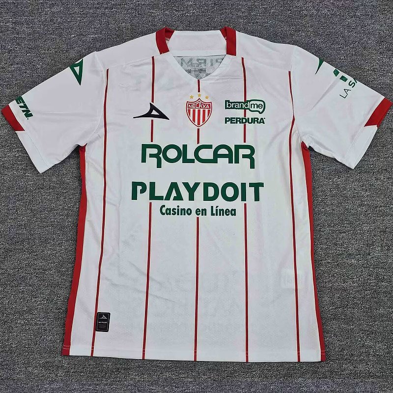 25 Necaxa Local Jugador