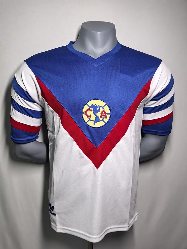87 Blanco América Retro