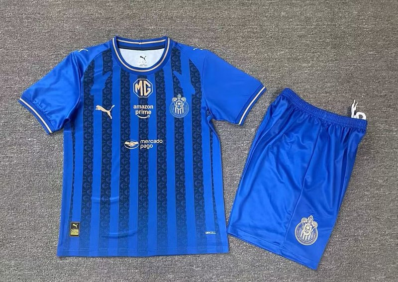 25 Chivas Tercer Uniforme Niño